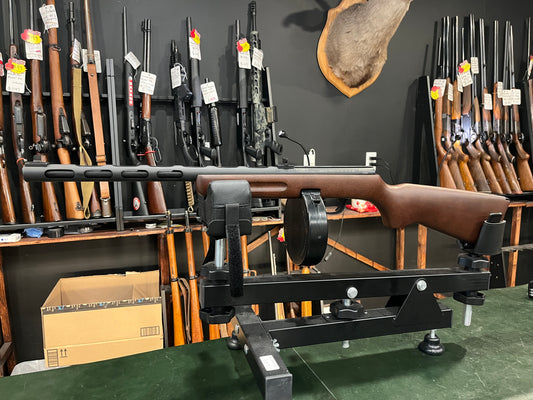 (Réapprovisionnement)Neuf Jamais Tiré - Carabine semi-automatique Pietta PPS-50 .22 LR avec crosse en bois et chargeur tambour