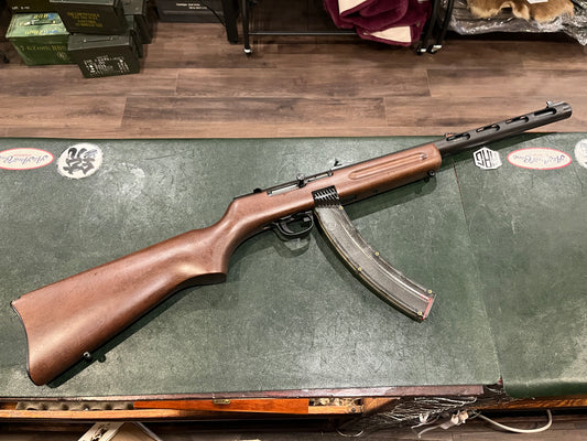 (Réapprovisionnement) Carabine semi-automatique Pietta PPS-50 .22 LR neuve, jamais tirée, avec crosse en bois et chargeur 30 cartouches