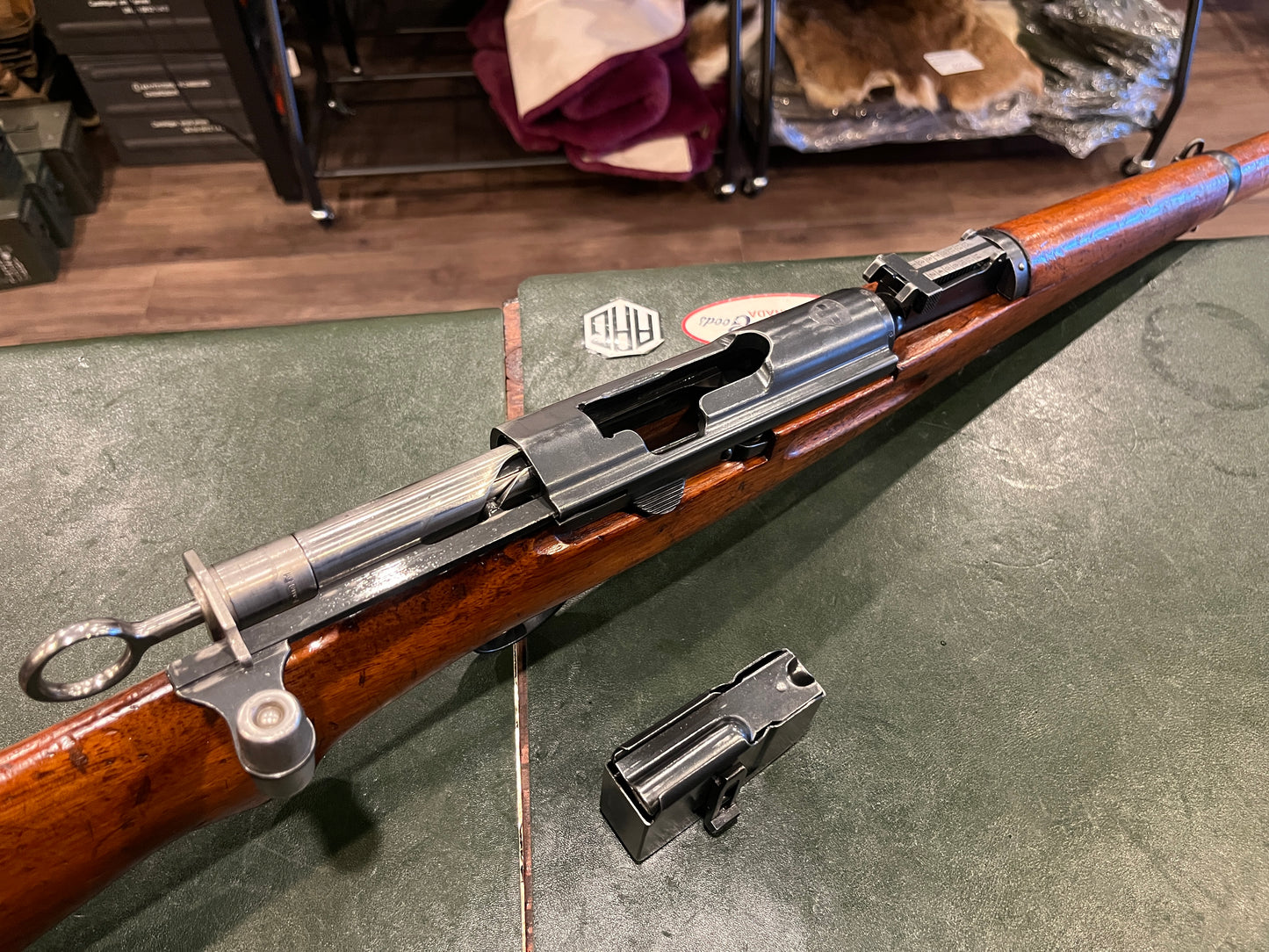 Fusil de service suisse K31 à verrou linéaire, calibre 7,5 × 55 mm