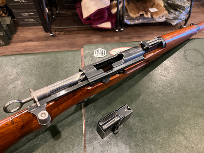 Fusil de service suisse K31 à verrou linéaire, calibre 7,5 × 55 mm