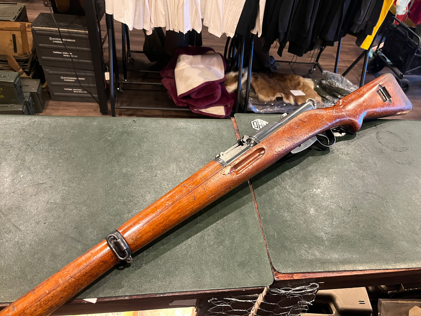 Fusil de service suisse K31 à verrou linéaire, calibre 7,5 × 55 mm