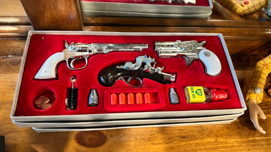 BCM Co. (Derby) Ltd. – “The Outlaw” Cap Gun Set (Vintage Toy Collectible)