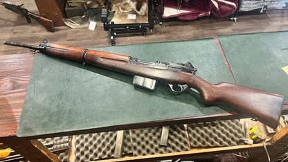 FN49 Semi-Automatic Rifle – Venezuelan Contract 7mm Mauser