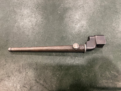 Baïonnette Lee-Enfield n° 4 Mk II avec fourreau d'origine – Modèle militaire britannique