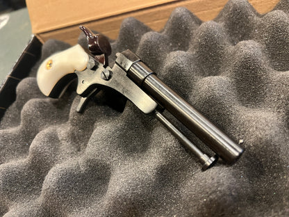 Pedersoli Derringer Guardian Pearl Grip 4.5mm BB/ Pellet Percussion Pistol – #11 Cap