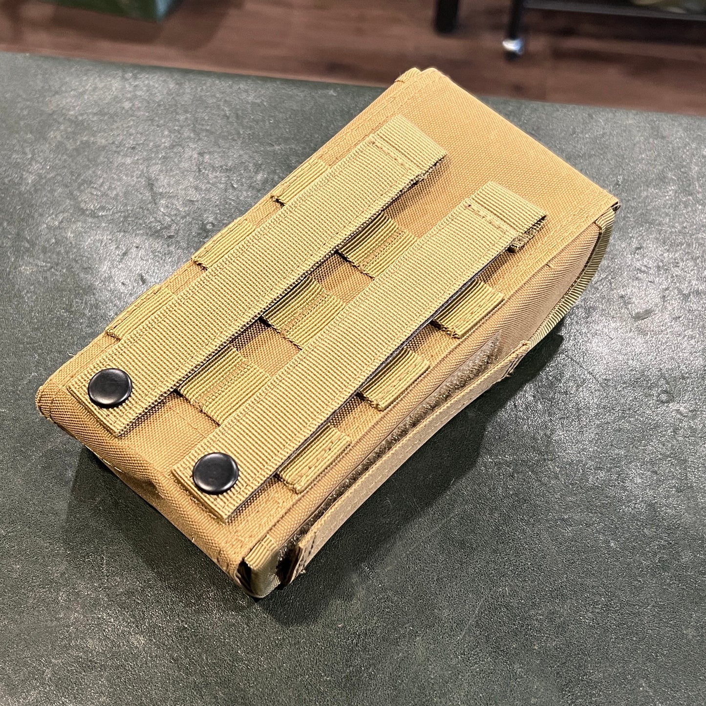Pochette tactique pour cartouches de fusil de chasse calibre 12 – Peut contenir jusqu'à 24 cartouches TAN