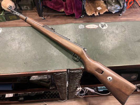 Norinco JW25A .22LR Bolt-Action Mauser Style Trainer – Wood Stock – Excellent Bore