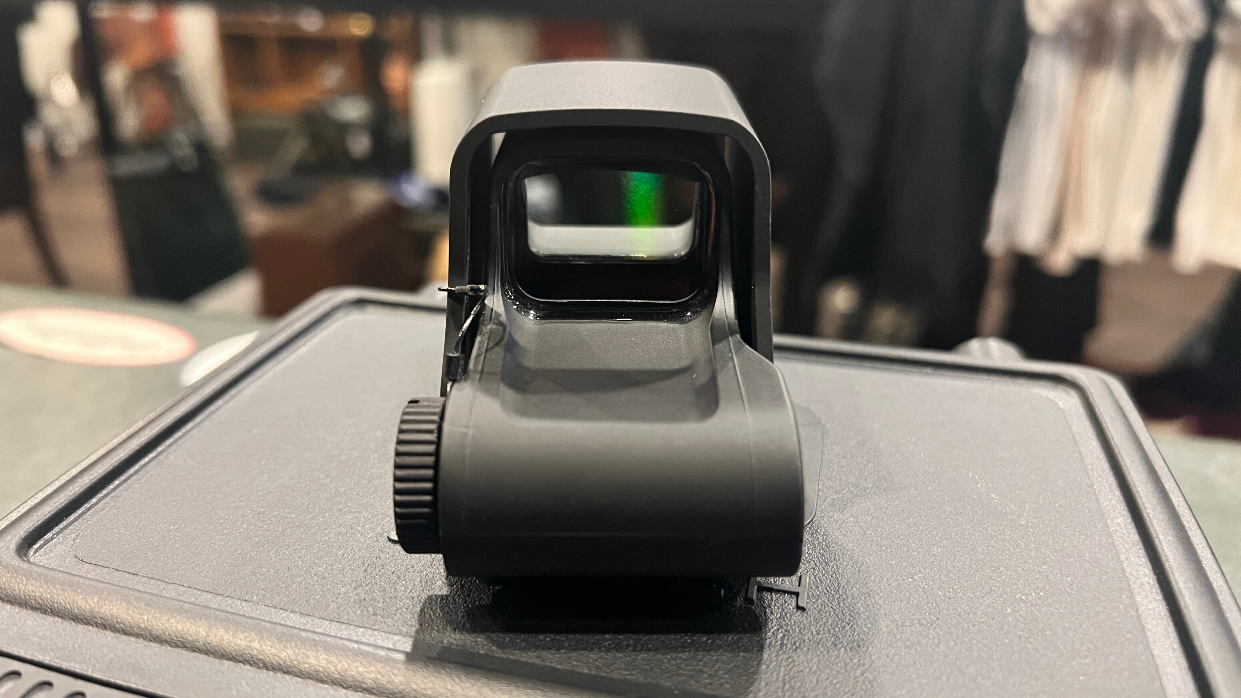 EOTech XPS3-0 Holographic Sight – Like New, Complete with Box