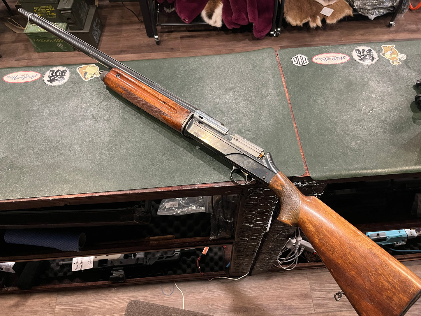 Breda Semi-Auto 12 Gauge Shotgun – Made in Italy – Removable Dust Cover Design
