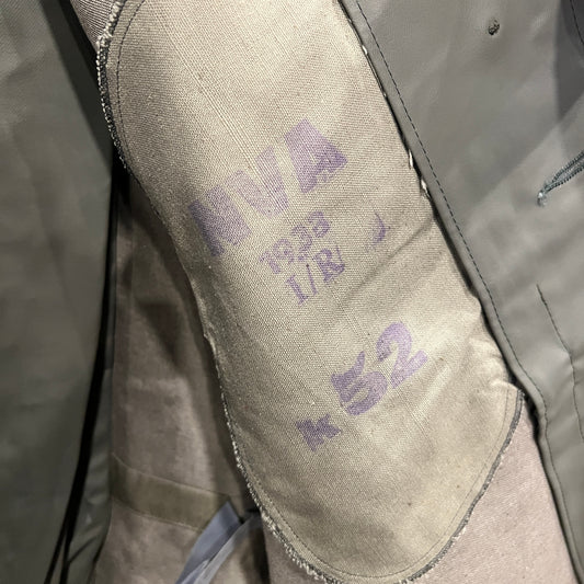 Imperméable et pantalon NVA est-allemands – Taille K52 – Époque de la guerre froide – Neuf d'occasion