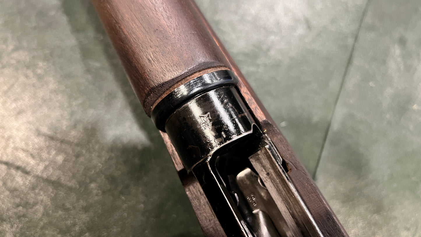 Fusil Lee-Enfield n° 4 Mk I Long Branch de 1943 – Tous assortis (boîtier, culasse et chargeur)