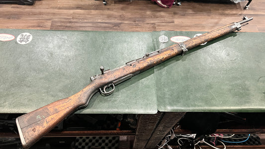 Retour de la Seconde Guerre mondiale : fusil japonais Arisaka Type 99 (marquages ​​impériaux supprimés)