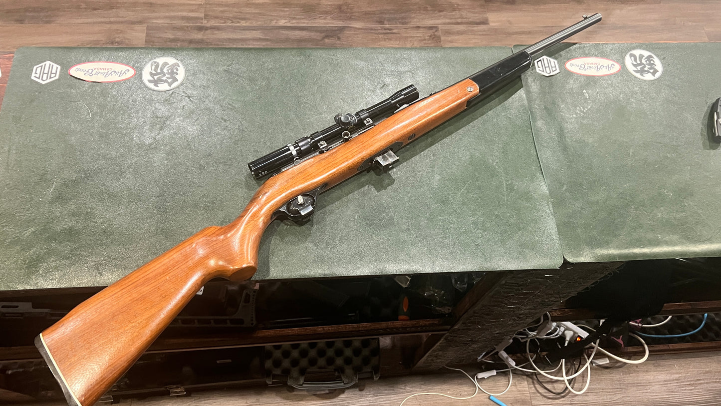 Mossberg Model 352KC | .22LR Semi-Auto Rifle with Bushnell 3–7x20 Scope