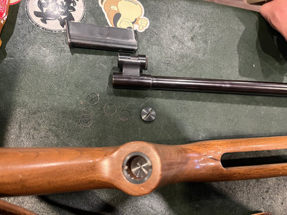 Gevarm Carabine Automatique A3 Target Model .22LR Semi-Automatic Rifle – Made in France – Open-Bolt Design with 5 Front Sight Inserts