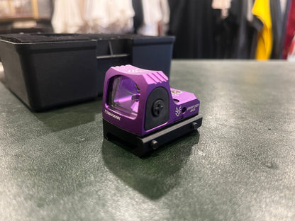 Swamp Deer Tomahawk Micro Red Dot Sight – 3 MOA, Purple Anodized, Picatinny Mount, Complete Kit