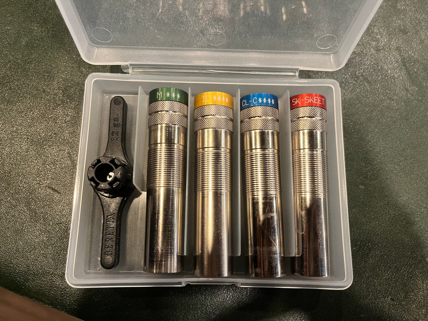 Beretta 694 Sporting Over/Under Shotgun – 12GA, 30" Barrels, Adjustable Stock, Case & Accessories – Excellent Condition (In-Store Pickup Only)