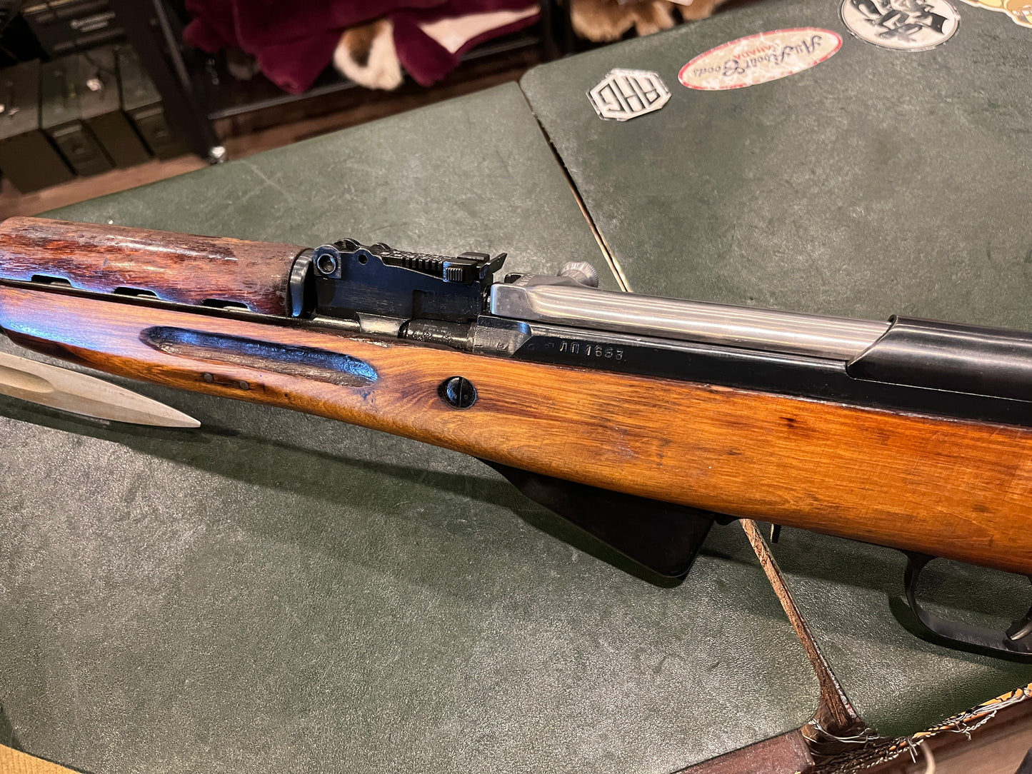 Carabine semi-automatique SKS russe – 7,62 × 39 – Canon marqué OP-SKS – Percuteur à ressort – Culasse marquée 1950