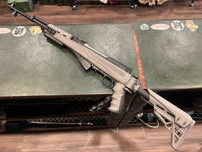 Carabine semi-automatique SKS de calibre 7.62×39 | Crosse tactique ATI | Crosse réglable | Rails pour accessoires
