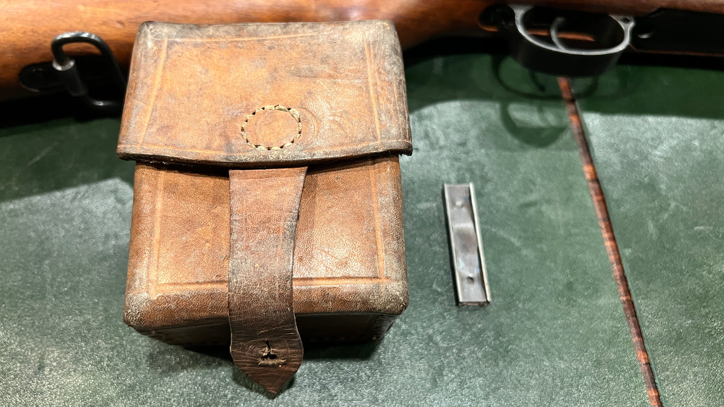 Fusil tchèque Vz.24 (马四环) - 7,92 × 57 Mauser comprend une pochette de munitions en cuir d'origine et un clip rare