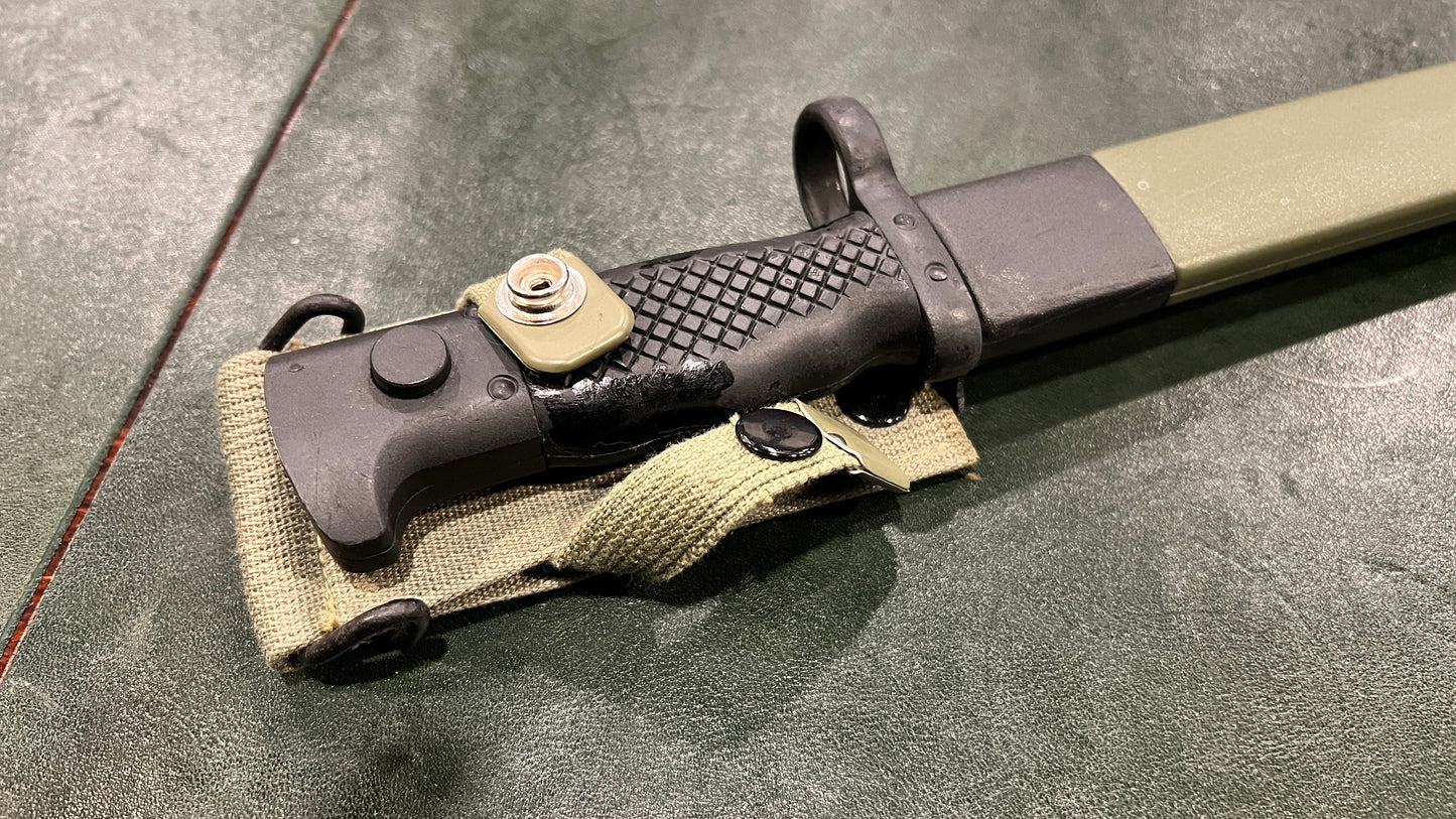 西班牙 M1964 刺刀 — 适用于 CETME C（和 CETME 变体）