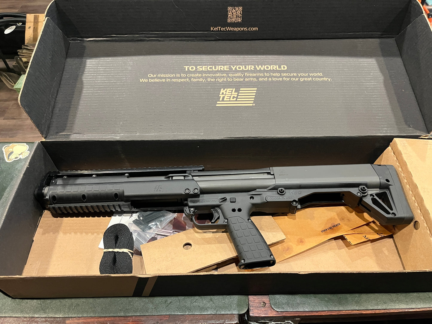Kel-Tec KSG Bullpup Shotgun – 12 Gauge – Mint Condition – Original Box Included