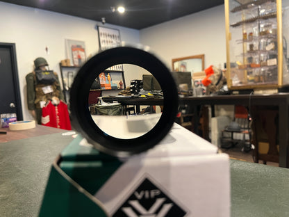 Vortex Strike Eagle 1-8×24 FFP Riflescope – LPVO – Never Used – Includes Original Box & Vortex 30mm Rings