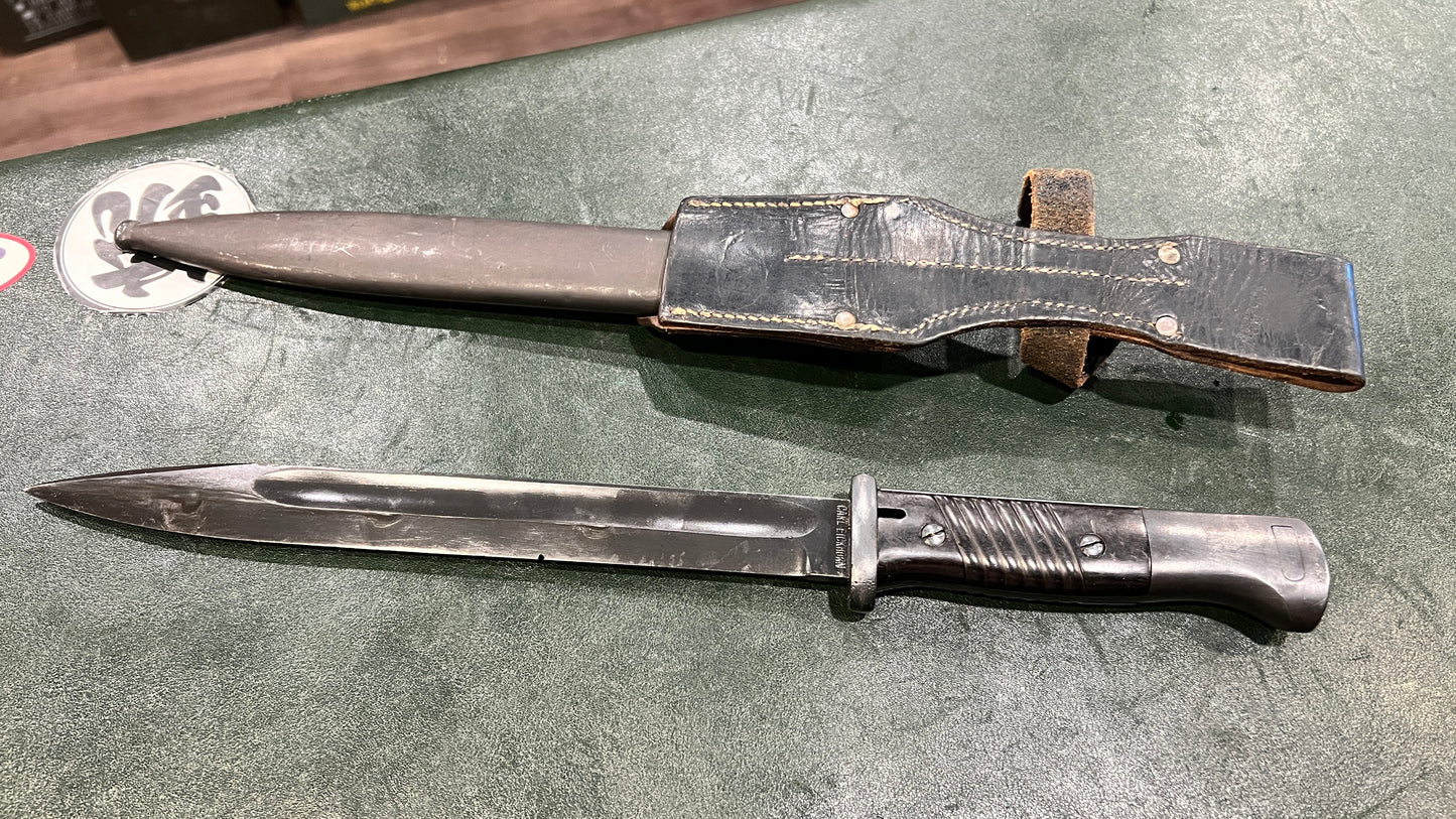 German WWII K98k Bayonet (S84/98 III pattern),  Carl Eickhorn, Solingen, matching bayonet and scabbard