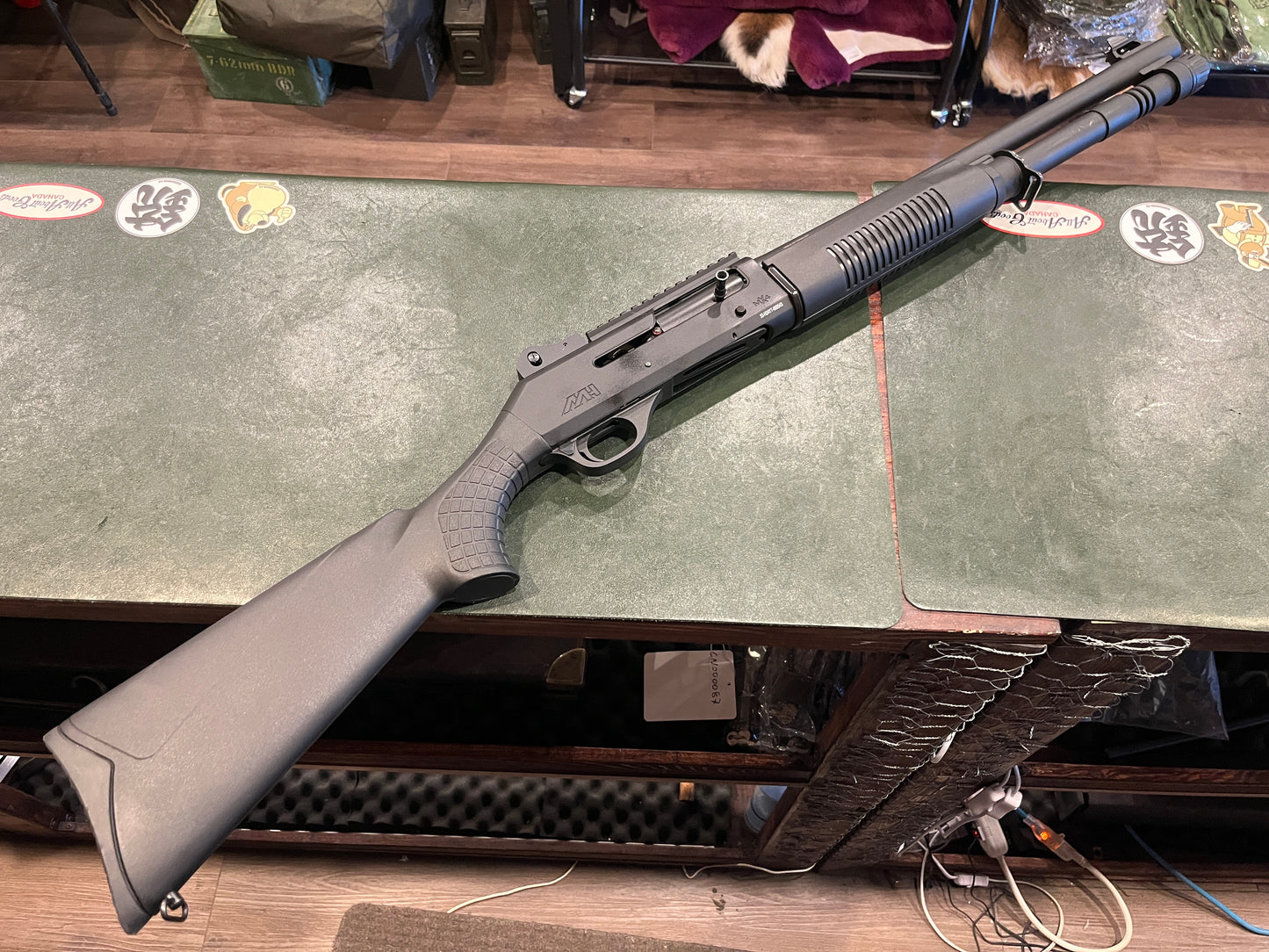 Hunt Group MX4 Semi-Automatic Tactical Shotgun – 12 Gauge – Never Fired – w/ Factory Hard Case & Accessories