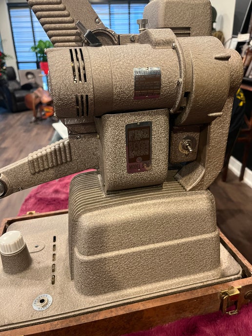 Revere 16 16mm sound Movie Projector