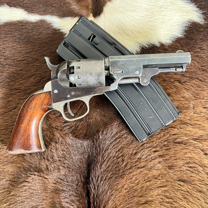 Manhattan Series 2 Navy percussion revolver